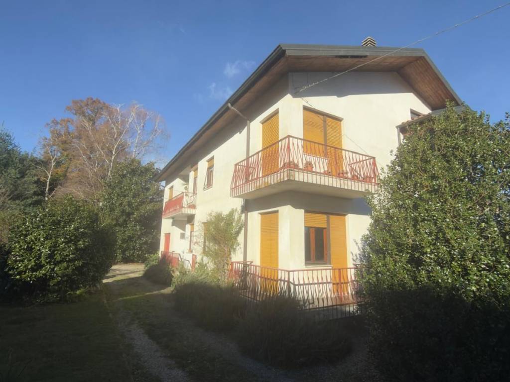 casa indipendente in vendita a Romano Canavese