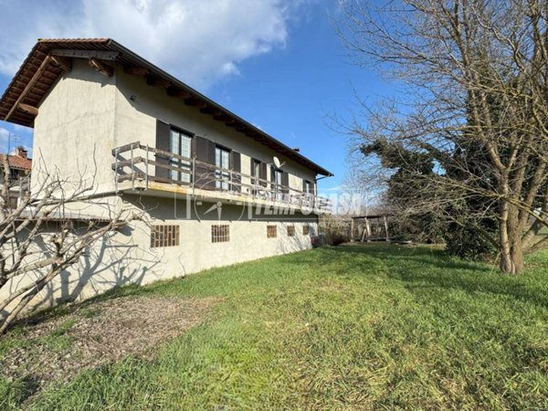 casa indipendente in vendita a Romano Canavese