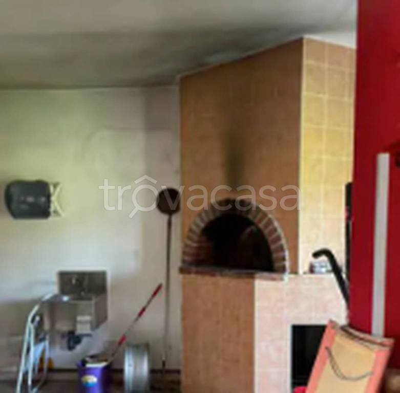 negozio in vendita a Romano Canavese