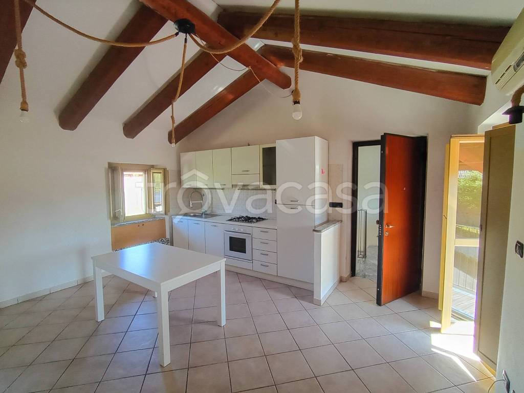 appartamento in vendita a Romano Canavese