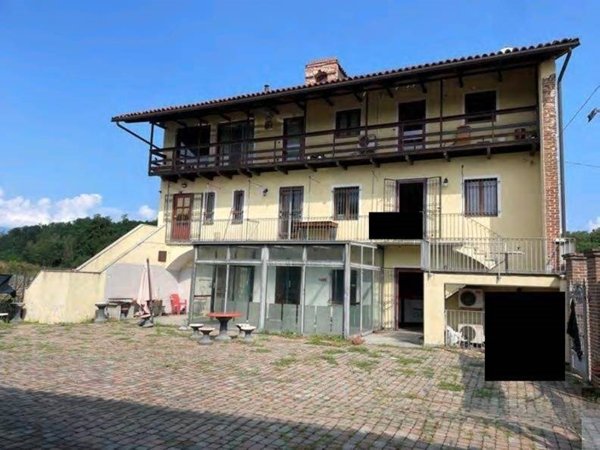 ufficio in vendita a Romano Canavese