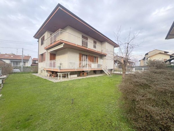 appartamento in vendita a Romano Canavese