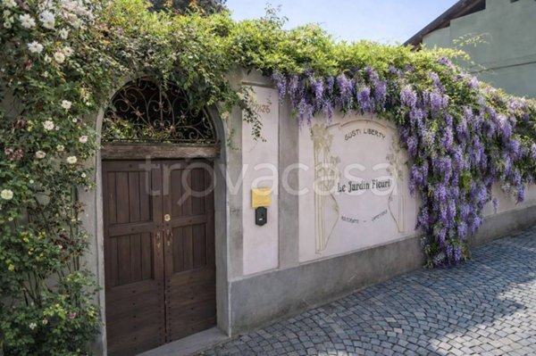 negozio in vendita a Romano Canavese