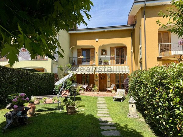 casa indipendente in vendita a Romano Canavese in zona Cascine di Romano