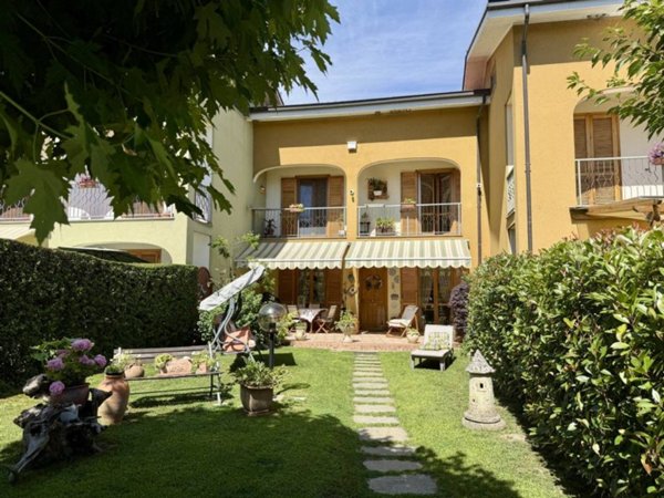 casa indipendente in vendita a Romano Canavese in zona Cascine di Romano