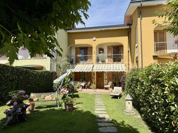 casa indipendente in vendita a Romano Canavese in zona Cascine di Romano