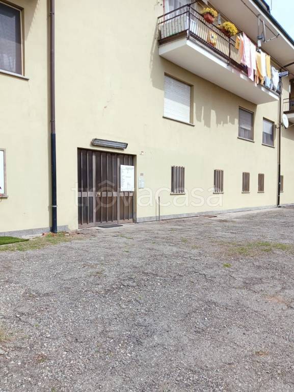 locale commerciale in vendita a Rondissone
