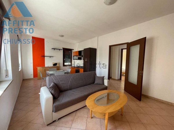 casa indipendente in vendita a Rondissone