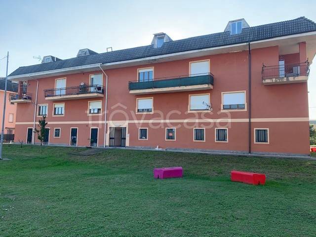 locale commerciale in vendita a Rondissone