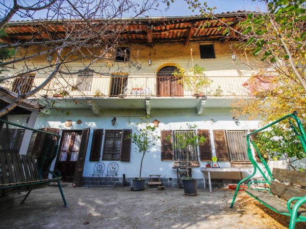 casa indipendente in vendita a Rondissone