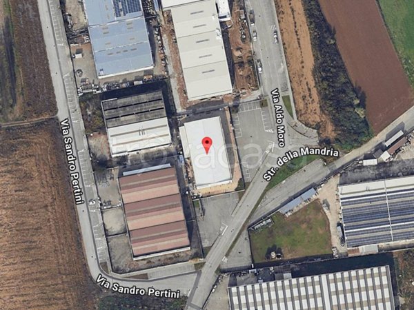 locale commerciale in vendita a Rondissone