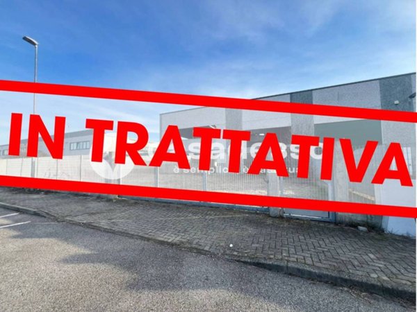 locale commerciale in vendita a Rondissone