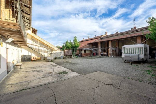 casa indipendente in vendita a Rondissone