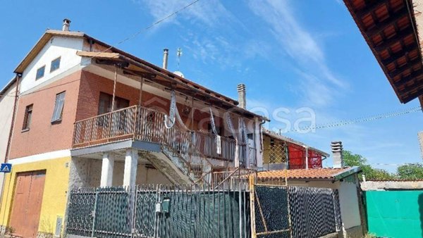 casa indipendente in vendita a Rondissone