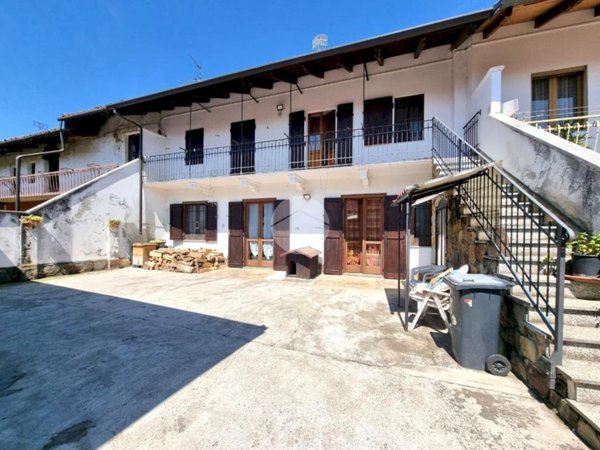 casa indipendente in vendita a Rondissone