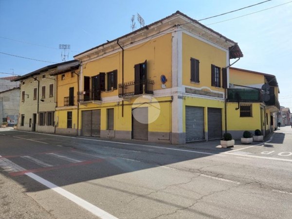 casa indipendente in vendita a Rondissone