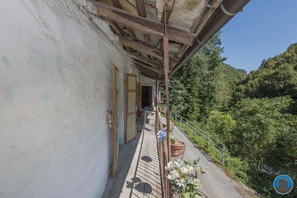 casa indipendente in vendita a Rorà