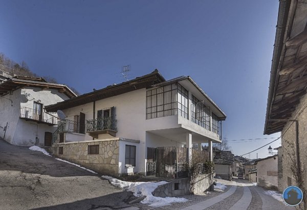 casa semindipendente in vendita a Rorà