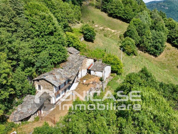 casa indipendente in vendita a Rorà