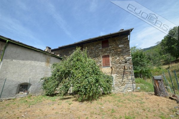 casa indipendente in vendita a Roure