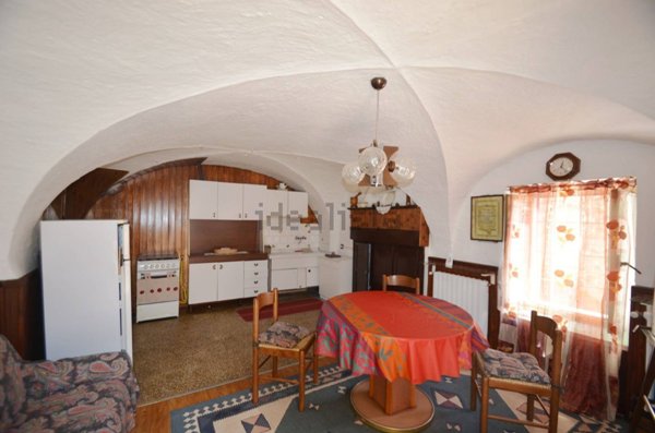 appartamento in vendita a Roure