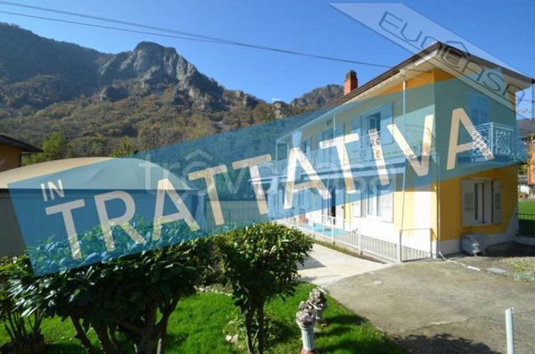 casa indipendente in vendita a Roure