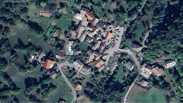 appartamento in vendita a Roure in zona Villaretto