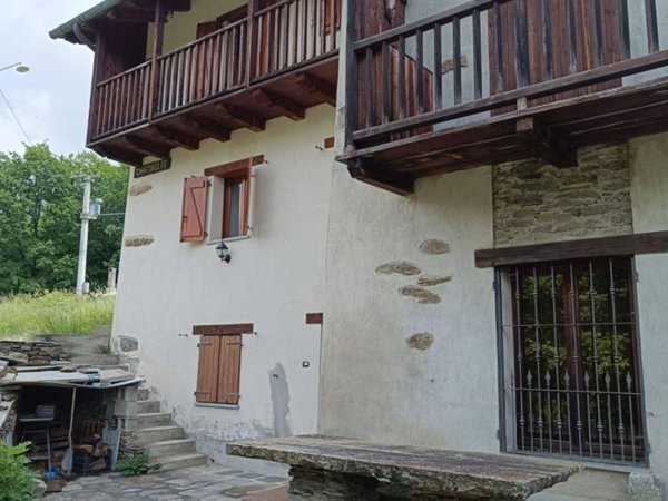 casale in vendita a Roure