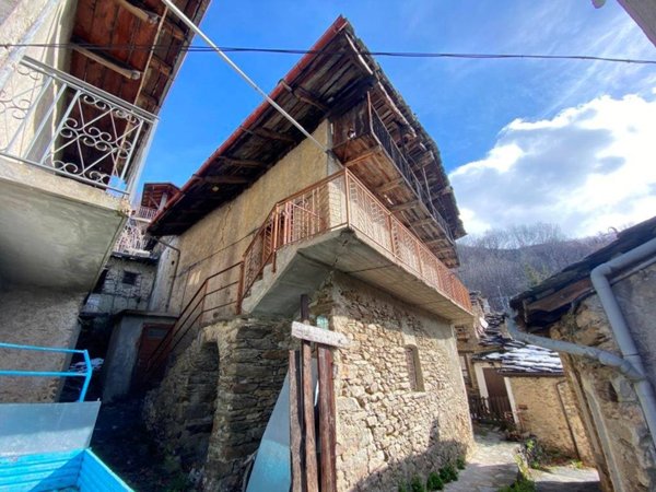 appartamento in vendita a Roure