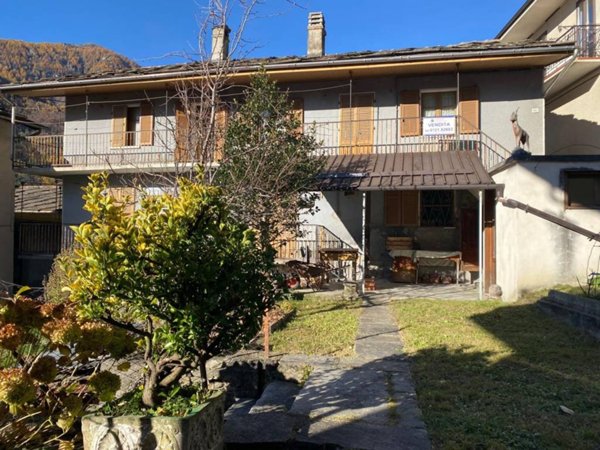 casa indipendente in vendita a Roure in zona Balma