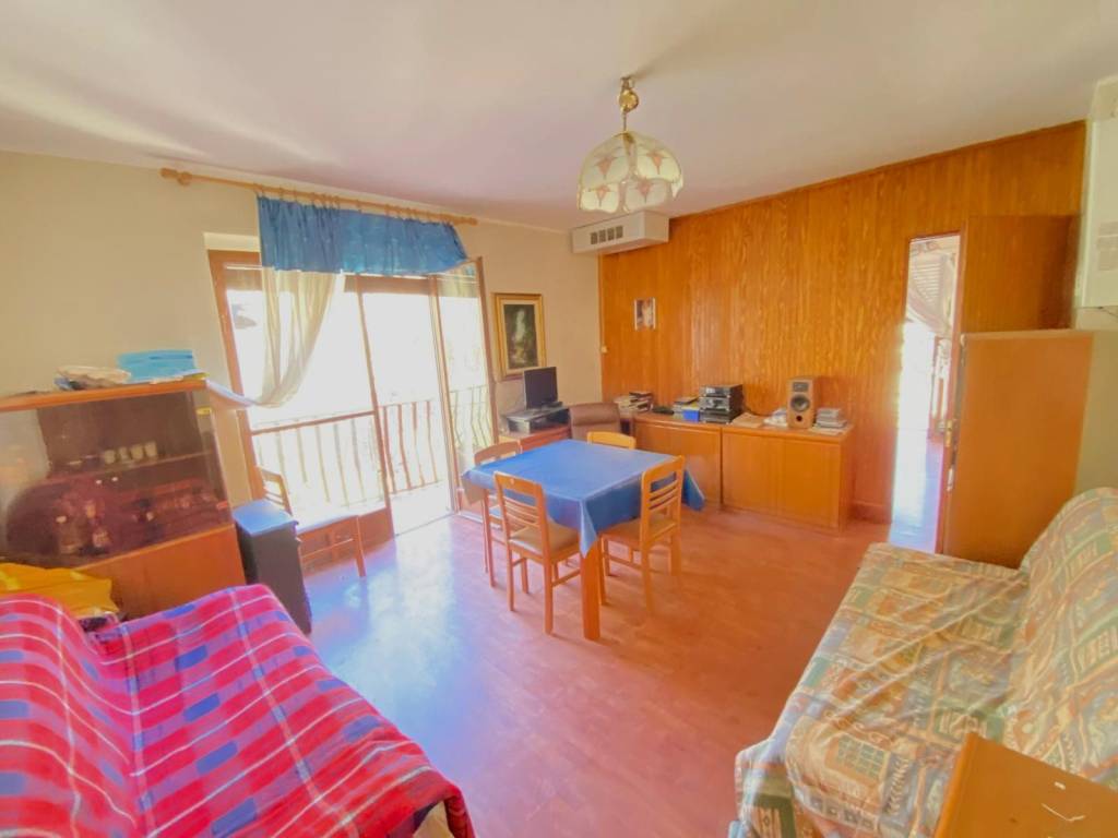 appartamento in vendita a Roure in zona Villaretto