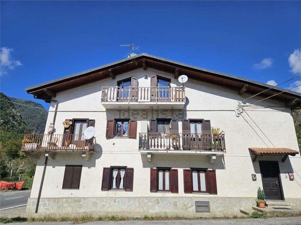 appartamento in vendita a Roure