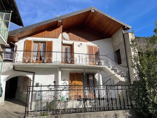 casa indipendente in vendita a Roure in zona Balma