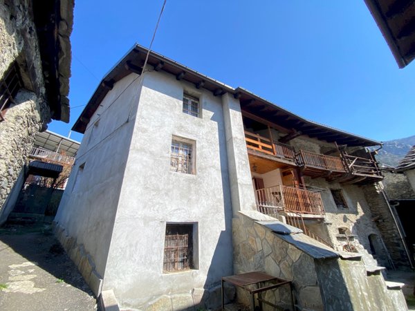 casa indipendente in vendita a Roure in zona Roreto