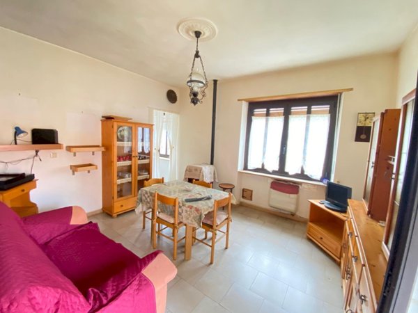 appartamento in vendita a Roure in zona Castel del Bosco