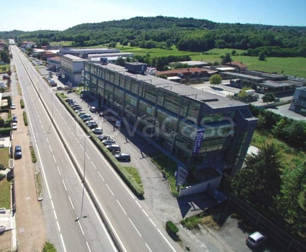 negozio in vendita a Rosta