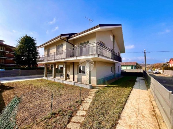 casa indipendente in vendita a Rosta
