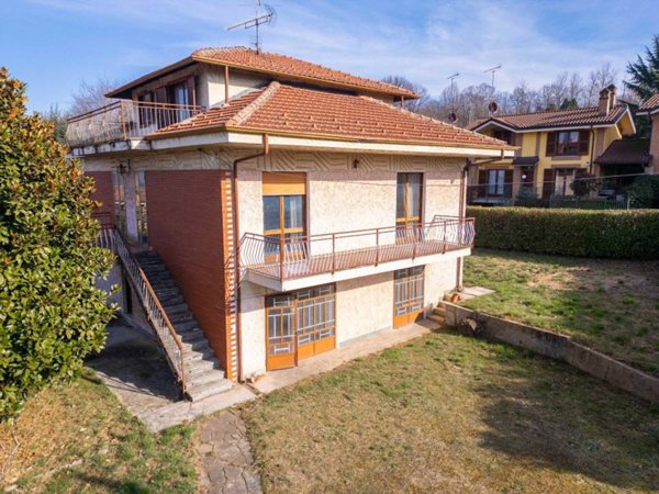 casa indipendente in vendita a Rosta