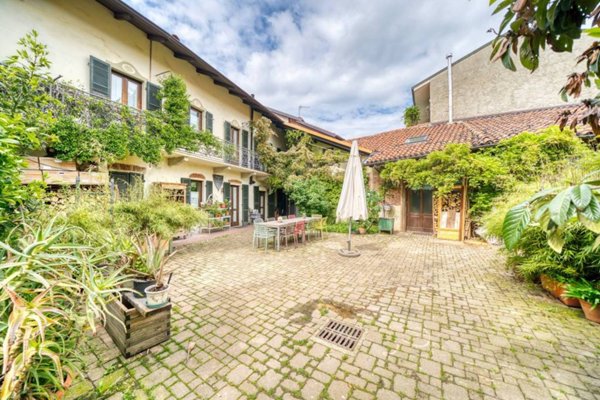 casa indipendente in vendita a Rosta