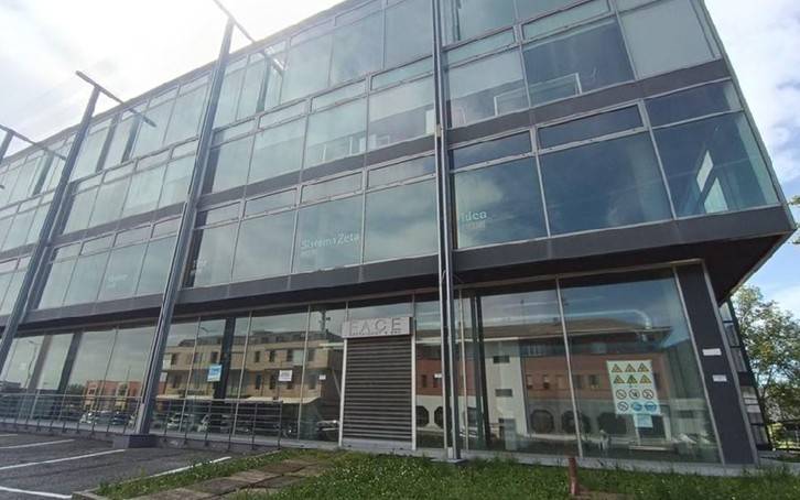 negozio in vendita a Rosta