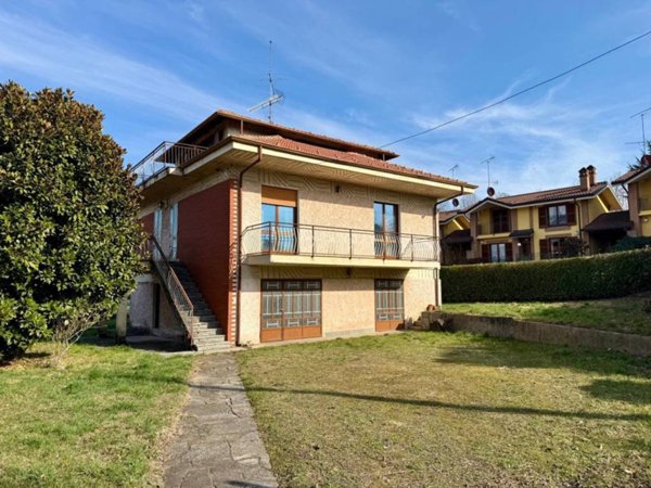 casa indipendente in vendita a Rosta