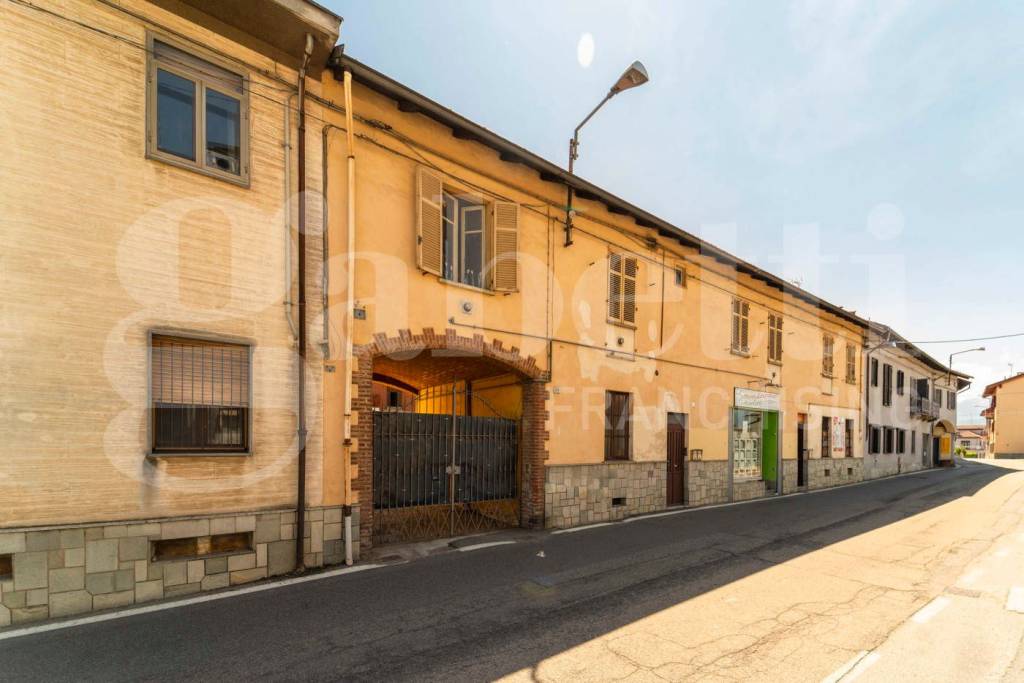 appartamento in vendita a Rosta