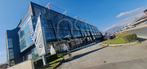 locale commerciale in vendita a Rosta
