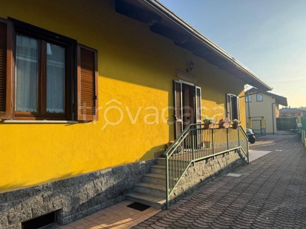 casa indipendente in vendita a Rosta