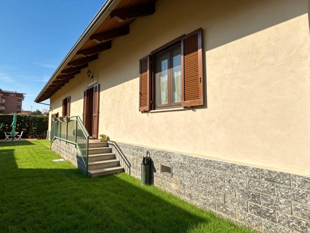 casa indipendente in vendita a Rosta