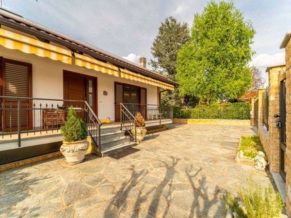 casa indipendente in vendita a Rosta