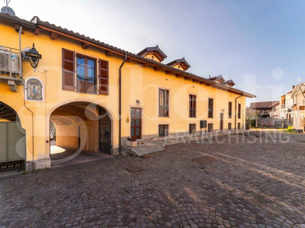 appartamento in vendita a Rosta