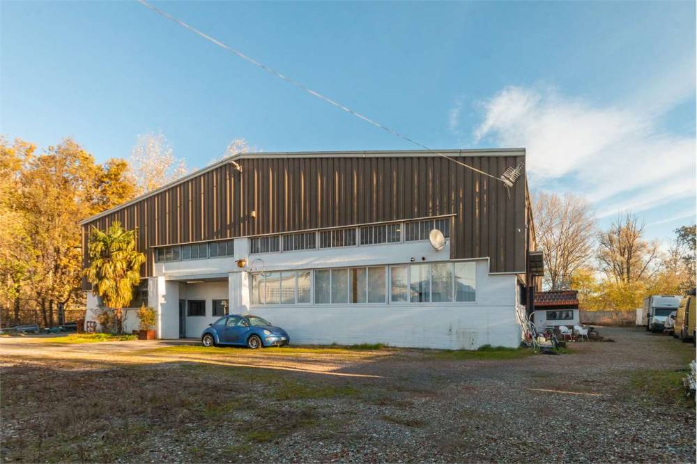 capannone in vendita a Rosta