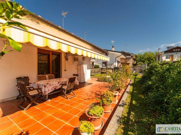 casa indipendente in vendita a Rosta