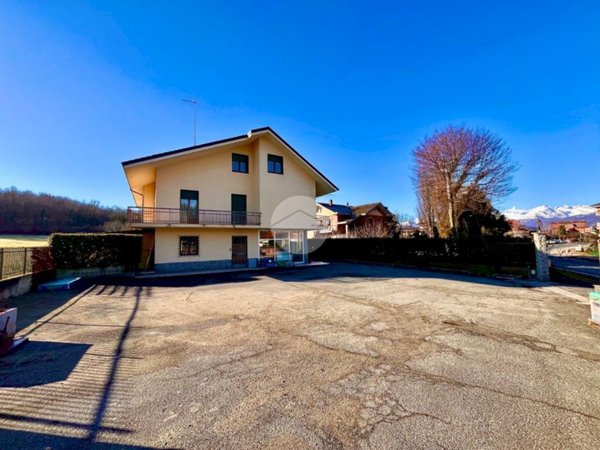 casa indipendente in vendita a Rosta